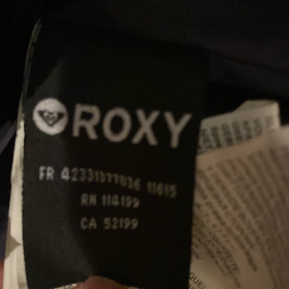 Roxy Purple Gradient Puffer Ski or Snowboard Jacket (kid or adult) - Picture 9 of 11